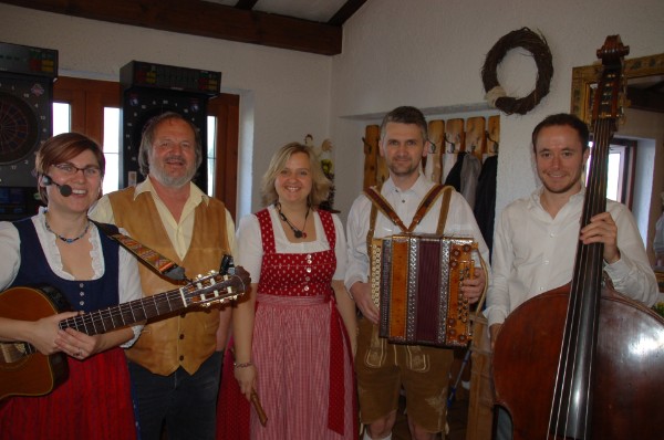 Berni, Fredl Fesl, Annette, Wolfgang Feilmeier, Dominik Billinger
